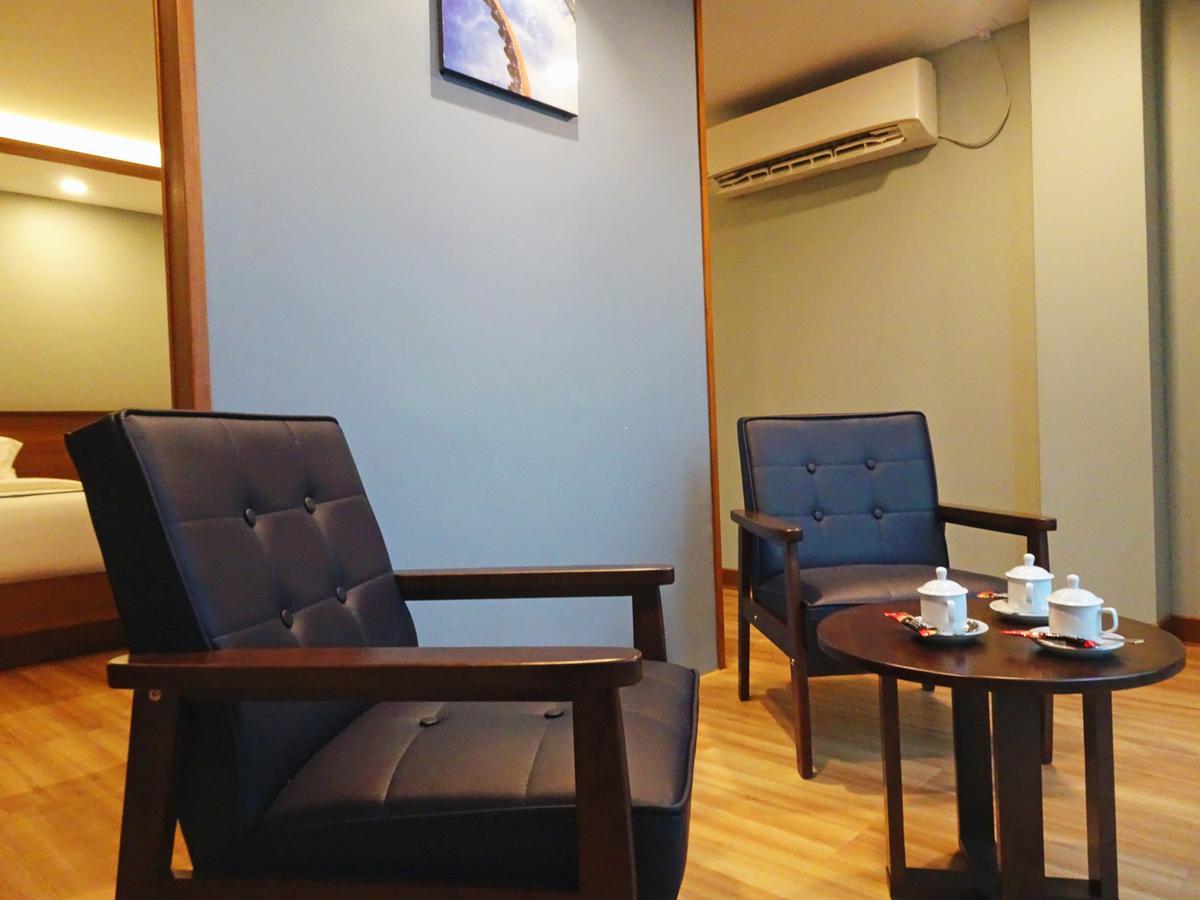 Hotel Azure Yangon Luaran gambar