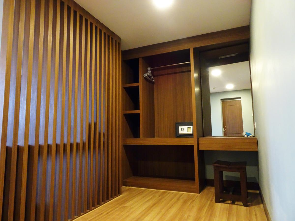 Hotel Azure Yangon Luaran gambar